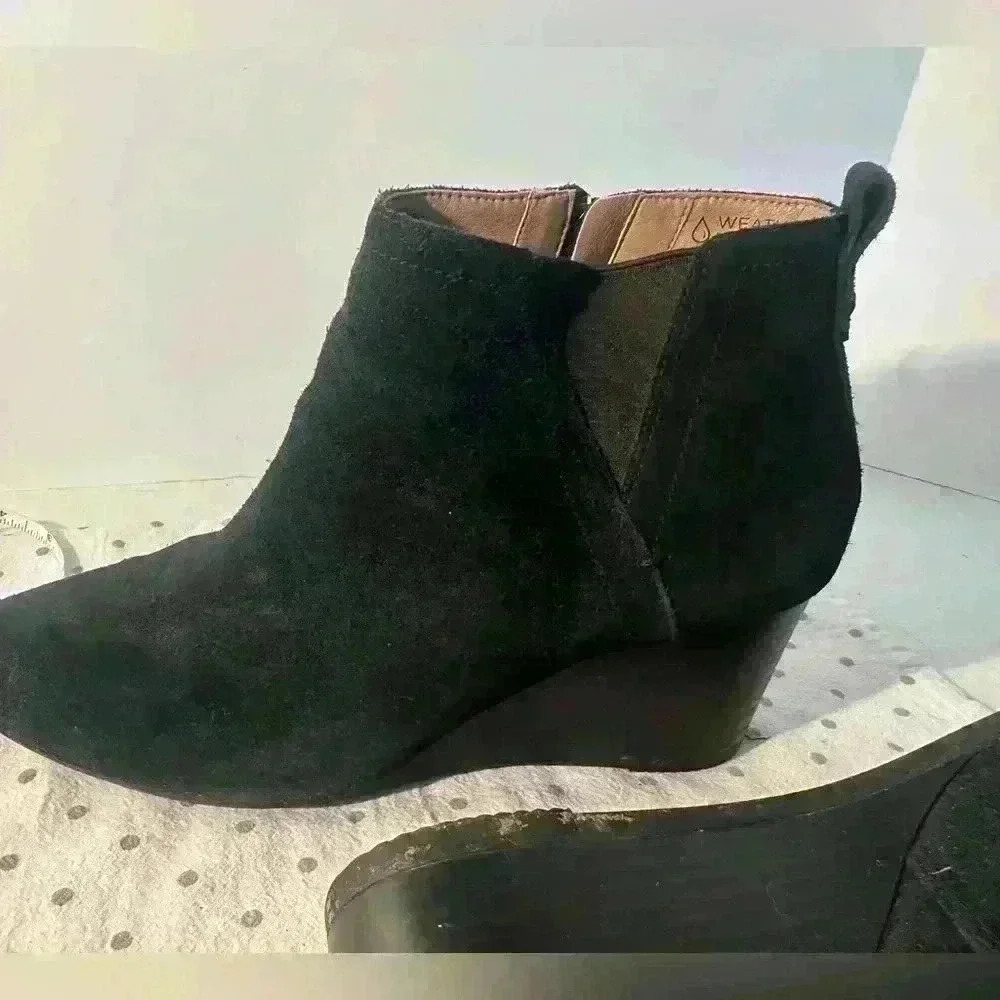 Vionic Nubuck Booties - Picture 4 of 10